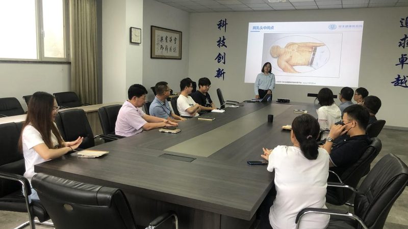 价格是家长在选择K12在线课程时不可忽视的因素。以下是一些关于价格选择的建议：