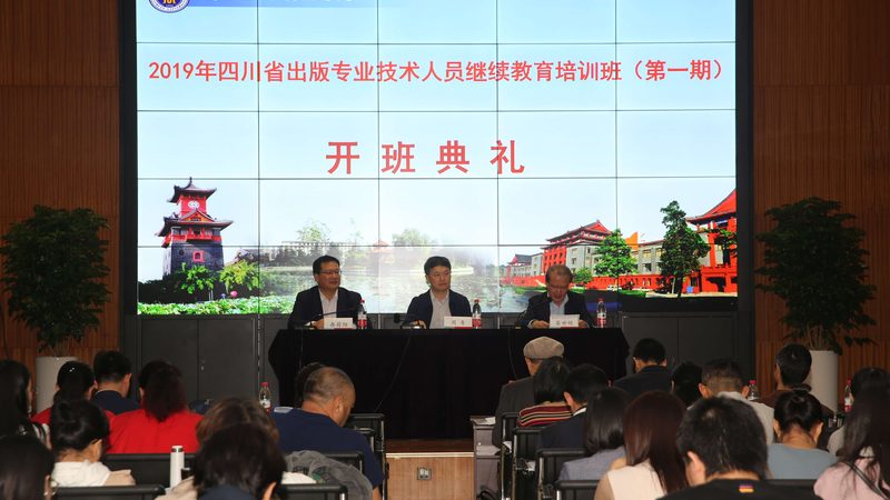 相比于经销商，厂家直销具有以下优势：